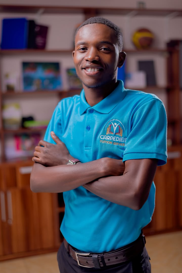 A friendly Carpe Diem tutor in branded uniform